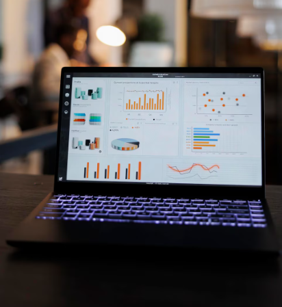 laptop with growth chart